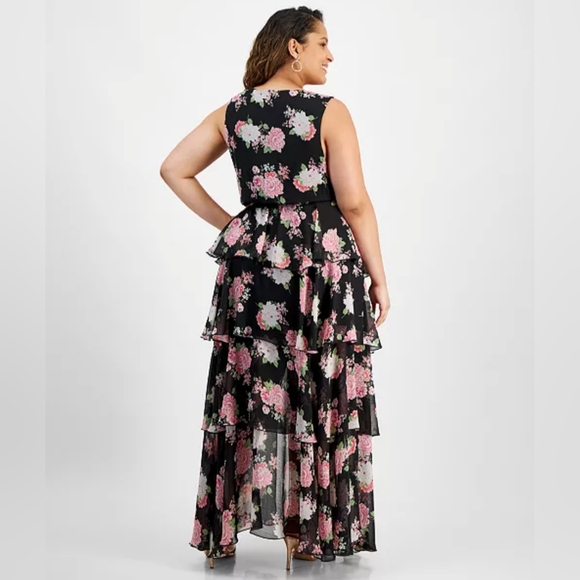 NWT Floral Belted Tiered Maxi Dress Size 2X=18W-20W - Picture 2 of 4